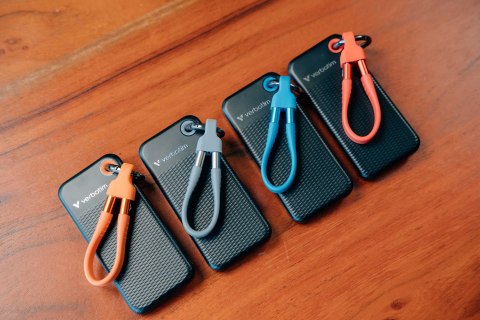 Dysk SSD 1TB Verbatim Pocket SSD USB 3.2/niebieski sprzedaż detaliczna Dysk SSD 1TB Verbatim Pocket SSD USB 3.2/niebieski sprzedaż detaliczna