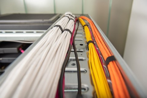 Digitus Kabel instalacyjny ze skrętką 2-żyłową ASSNET100 CAT 5e U-UTP Digitus Kabel instalacyjny ze skrętką 2-żyłową ASSNET100 CAT 5e U-UTP