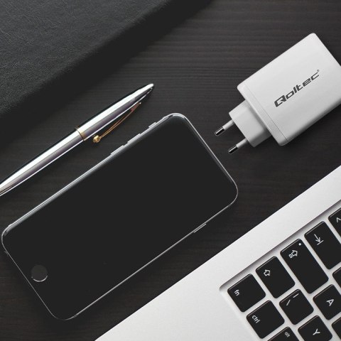 Qoltec Ładowarka sieciowa 100W GaN | 5-20V | 1.5-5A | 2 x USB-C PD | 1 x USB QC 3.0 | Biała Qoltec Ładowarka sieciowa 100W GaN | 5-20V | 1.5-5A | 2 x USB-C PD | 1 x USB QC 3.0 | Biała