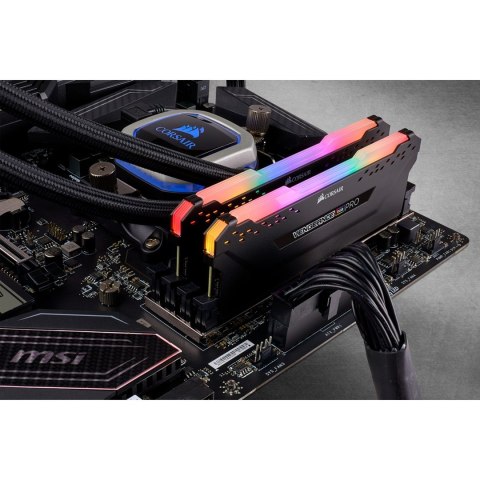 CORSAIR Vengeance RGB PRO — 32 GB: 2x1 CORSAIR Vengeance RGB PRO — 32 GB: 2x1