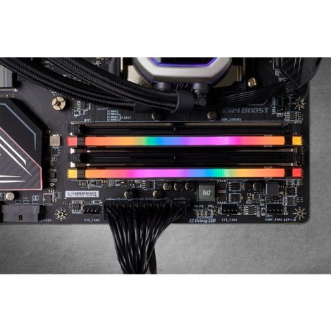 DDR4 16GB PC 3600 CL18 ZESTAW CORSAIR (2x8GB) ZEMSTA RGB B DDR4 16GB PC 3600 CL18 ZESTAW CORSAIR (2x8GB) ZEMSTA RGB B