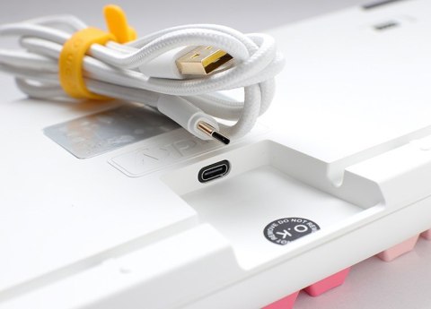 Ducky One 3 TKL Gossamer Pink klawiatura Gaming USB Niemiecki Różowy, Biały Ducky One 3 TKL Gossamer Pink klawiatura Gaming USB Niemiecki Różowy, Biały
