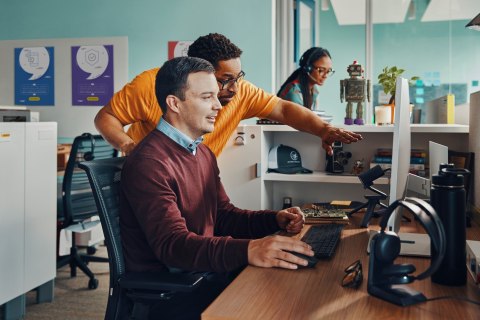POLY Zestaw słuchawkowy Voyager Focus 2 z certyfikatem Microsoft Teams USB-A POLY Zestaw słuchawkowy Voyager Focus 2 z certyfikatem Microsoft Teams USB-A