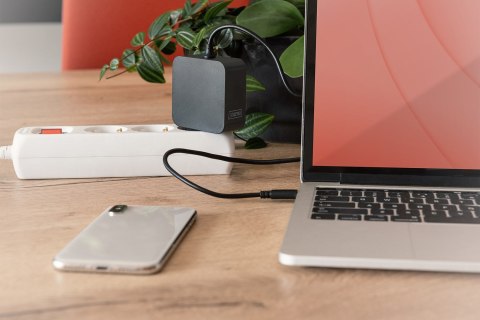 Ładowarka sieciowa zasilacz 1x USB-C PD 3.0 max. 65W zintegrowany kabel 1,2m czarna Ładowarka sieciowa zasilacz 1x USB-C PD 3.0 max. 65W zintegrowany kabel 1,2m czarna