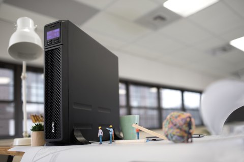 APC Smart-UPS SRT 2200VA 230V APC Smart-UPS SRT 2200VA 230V