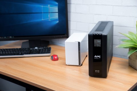 APC Back UPS Pro BR 1600VA, 8 Outlets, AVR, LCD Interface APC Back UPS Pro BR 1600VA, 8 Outlets, AVR, LCD Interface