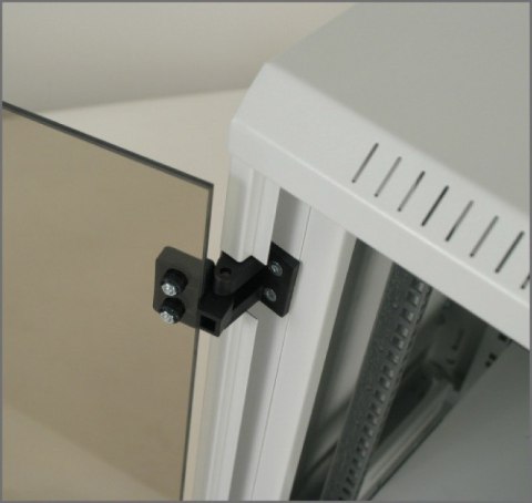 TRITON SZAFA 19" 9U 500 demont. boki RUA-09-AS5-CAX-A1 TRITON SZAFA 19" 9U 500 demont. boki RUA-09-AS5-CAX-A1