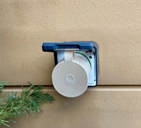 Shelly Outdoor Plug S Gen3 inteligentny korek Mokka Shelly Outdoor Plug S Gen3 inteligentny korek Mokka