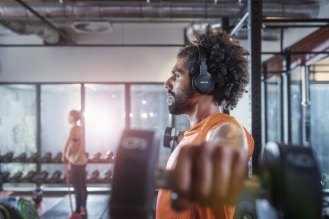 Bezprzewodowe słuchawki sportowe Philips TAA4216BK/00, czarne