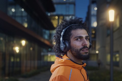 Bezprzewodowe słuchawki sportowe Philips TAA4216BK/00, czarne