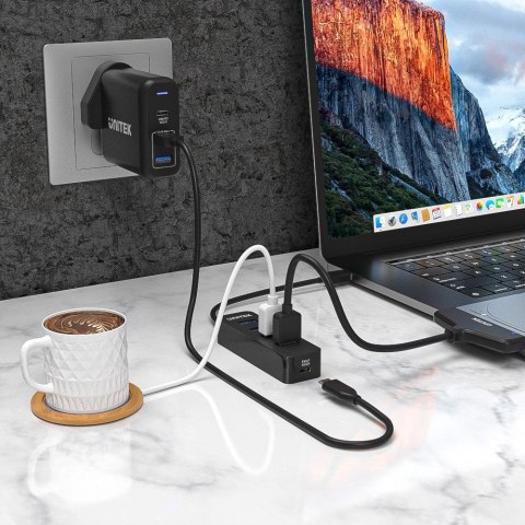UNITEK uHUB Q4 USB 3.2 Gen 1 (3.1 Gen 1) Type-A 5000 Mbit/s Czarny