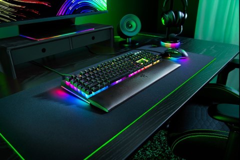 Klawiatura Razer BlackWidow V4 - Podświetlenie - USB-C - QWERTZ - Niemiecki - Przełącznik kluczykowy: Razer Green Klawiatura Razer BlackWidow V4 - Podświetlenie - USB-C - QWERTZ - Niemiecki - Przełącznik kluczykowy: Razer Green