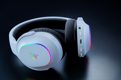 Zestaw słuchawkowy Razer Barracuda X Chroma Biały Zestaw słuchawkowy Razer Barracuda X Chroma Biały
