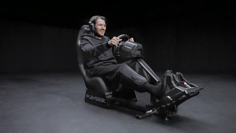PLAYSEAT EVOLUTION - BLACK -/ACTIFIT - NOT FOR UK