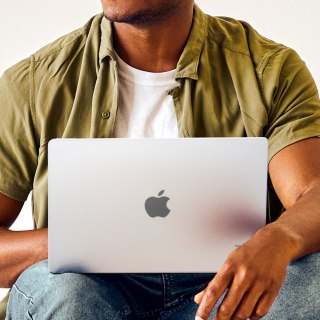 Obudowa ochronna do MacBook Air 13" M2 (2022) / M3 (2024) / M4 (2025) (clear)