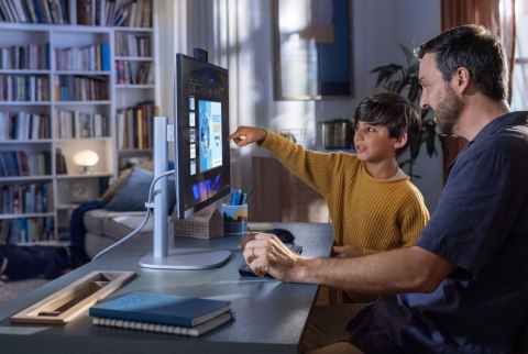 HP EliteStudio 8 AiO G1i Ultra 5 235 23.8"FHD IPS 250nits AG 16GB DDR5 SSD512 Intel Graphics W11Pro 3Y OnSite