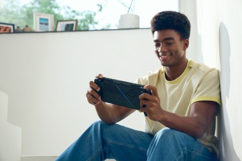 ASUS ROG Ally X RC73XA-NH011W Ryzen AI Z2 Extreme 7.0"FHD Touch 120Hz IPS-level 500nits Glossy 24GB LPDDR5X SSD1TB Radeon Graphi