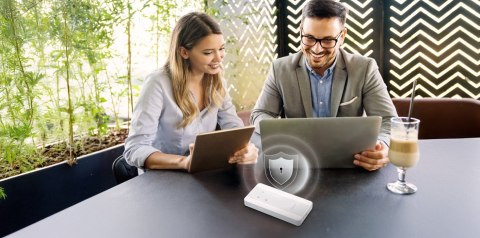 D-Link 5G NR AX1800 Wi-Fi 6 Mobilny punkt dostępowy Hotspot - Router - WLAN