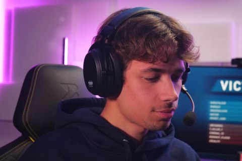 Bezprzewodowy zestaw słuchawkowy do gier CHERRY Xtrfy H3