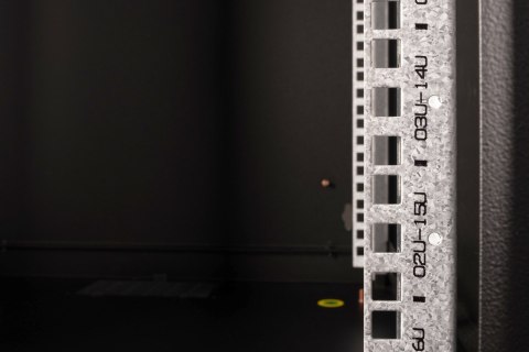 Szafa sieciowa wisząca Unique 19" 16U rack 600x600, drzwi szyba, czarny, niedzielona, złożona, 100kg