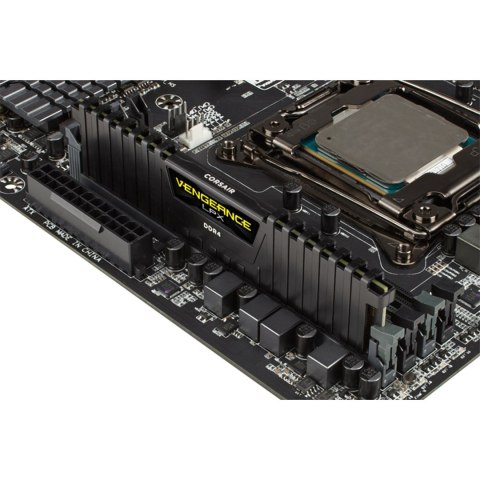Zestaw pamięci Corsair Vengeance LPX CMK16GX4M2A2666C16 (DDR4; 2 x 8 GB; 2666 MHz; CL16)